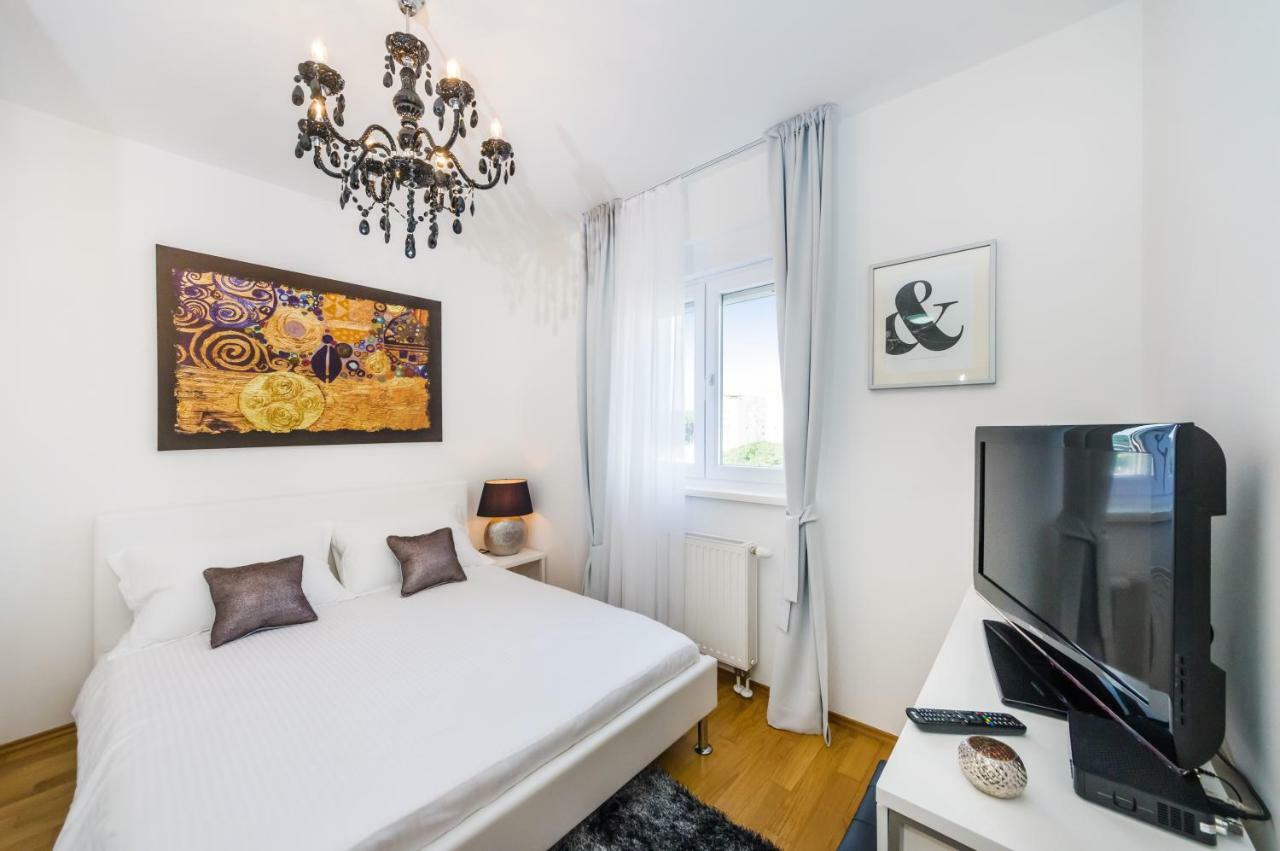 Studio Apartment K & K With Free Garage Zadar Luaran gambar