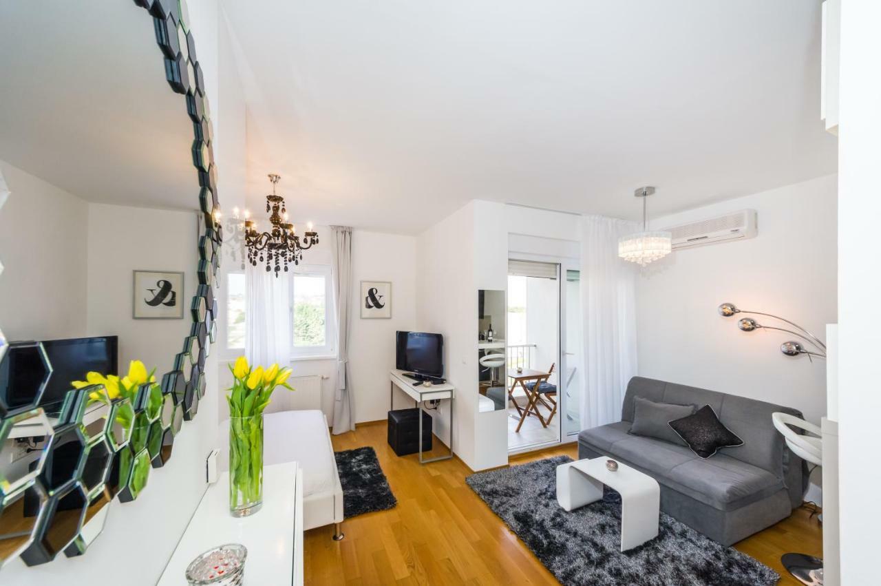 Studio Apartment K & K With Free Garage Zadar Luaran gambar