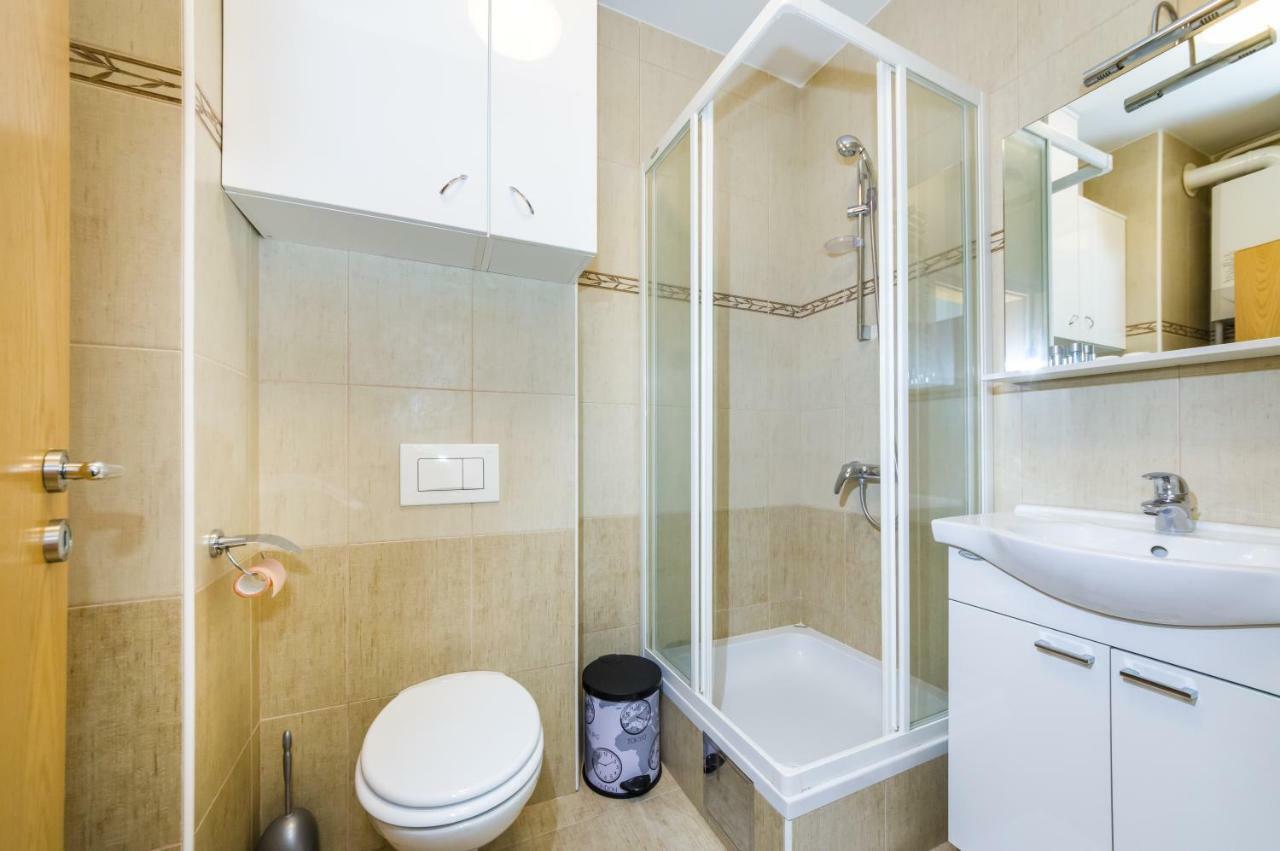 Studio Apartment K & K With Free Garage Zadar Luaran gambar